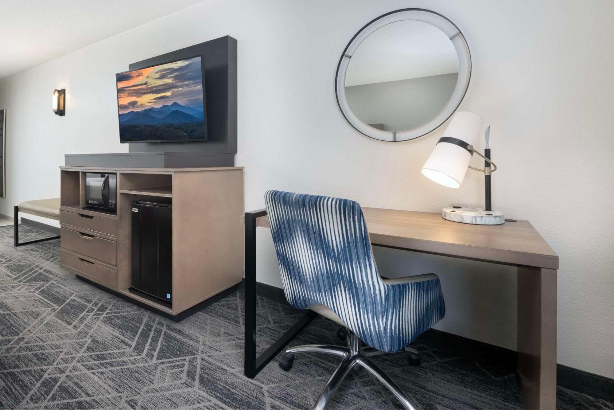 Country Inn & Suites By Radisson Asheville Downtown Tunnel Road Luaran gambar