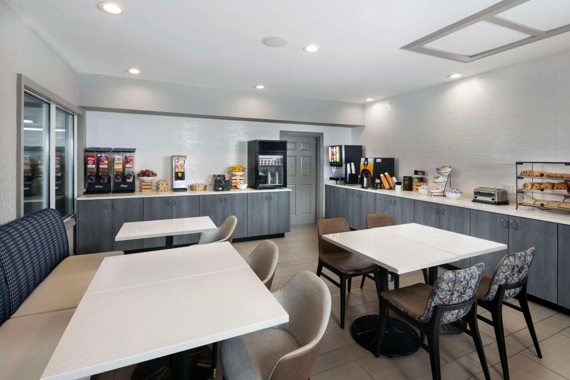 Country Inn & Suites By Radisson Asheville Downtown Tunnel Road Luaran gambar