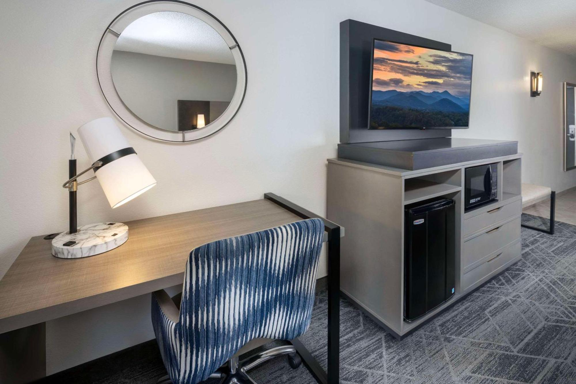 Country Inn & Suites By Radisson Asheville Downtown Tunnel Road Luaran gambar