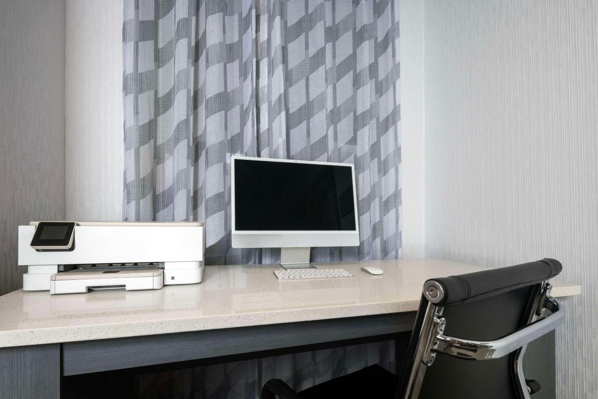 Country Inn & Suites By Radisson Asheville Downtown Tunnel Road Luaran gambar